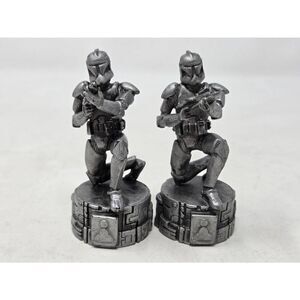 STAR WARS 2005 SAGA EDITION CHESS SET REPLACEMENT PAIR SILVER CLONE TROOPER PAWN